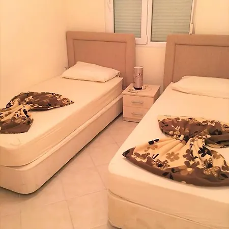 Guarantee Yourself A Wonderful In 3 Bed And Popular Community
