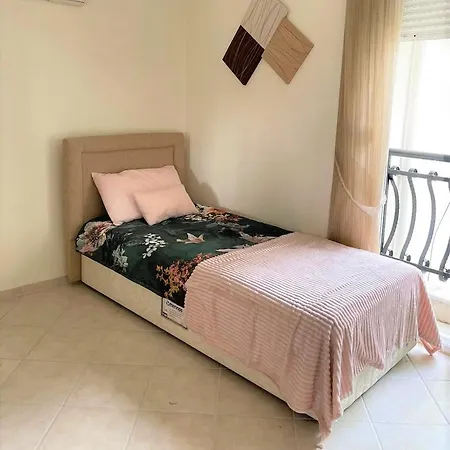 Guarantee Yourself A Wonderful In 3 Bed And Popular Community * シダ